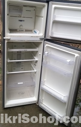 Argent Whirlpool refrigerator sell